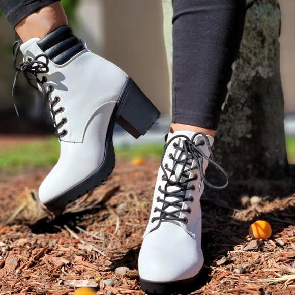 Women's White Chunky Block High Heel Ankle Booties - Picture 4 of 9